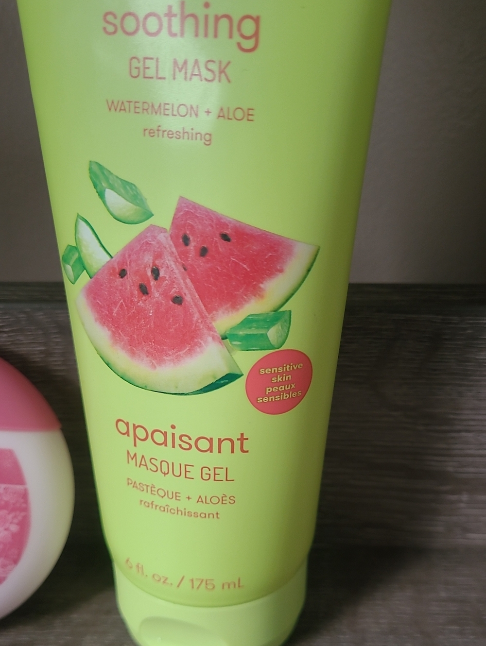 Freeman Soothing Watermelon + Aloe Gel Mask And Amber Glow Sugar Hibiscus Hand - Picture 2 of 5